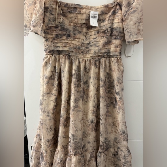 Abercrombie & Fitch Floral Cream Midi Dress - Picture 2 of 4